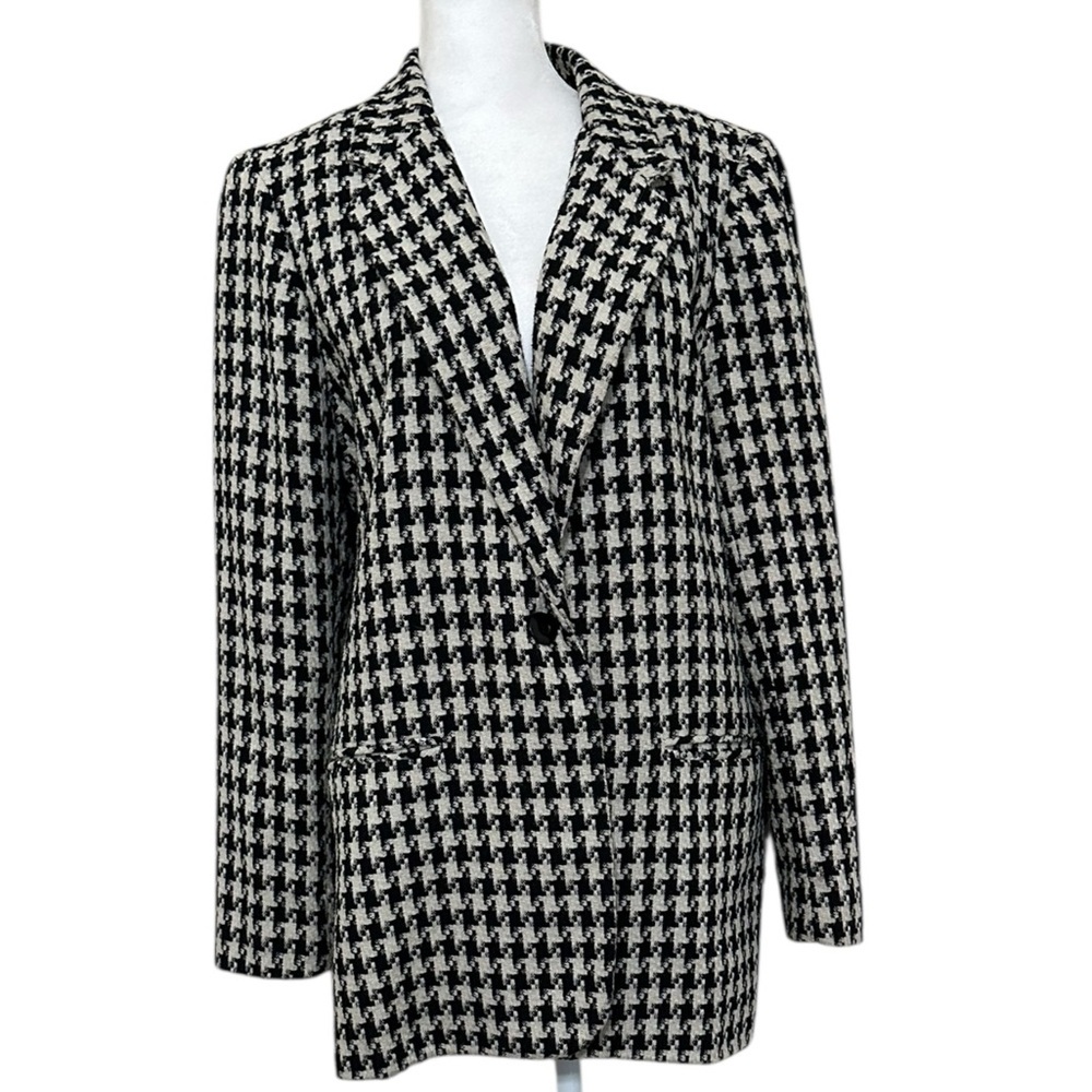 Courtenay Vintage 90s Houndstooth Blazer